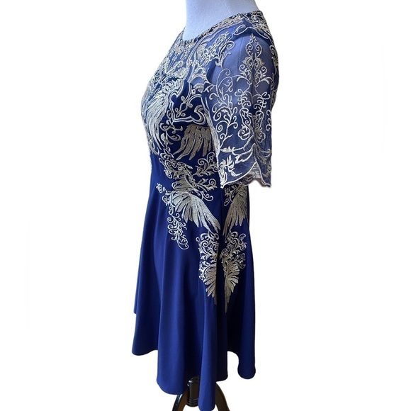 YZXH Yu Zhong Xie Hou Navy Blue and Taupe Lace Embroidered A-Line Dress Size L - Picture 3 of 15